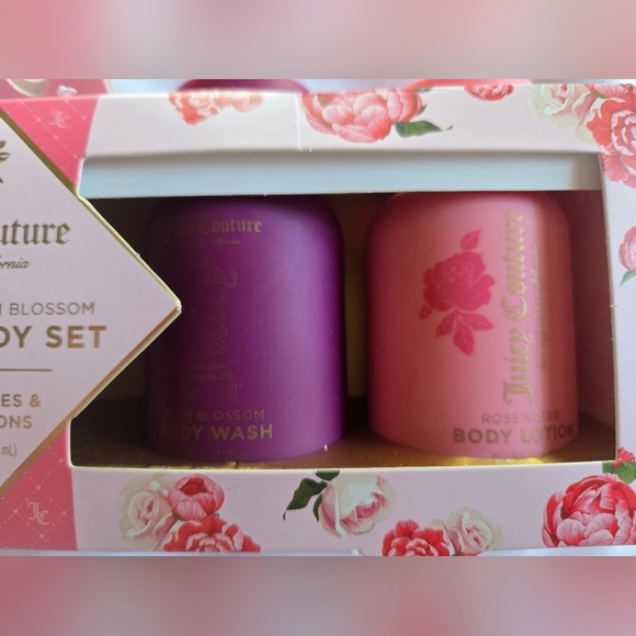 Juicy Couture Pink and Purple Bath & Body Wash Gift Set - Picture 5 of 5